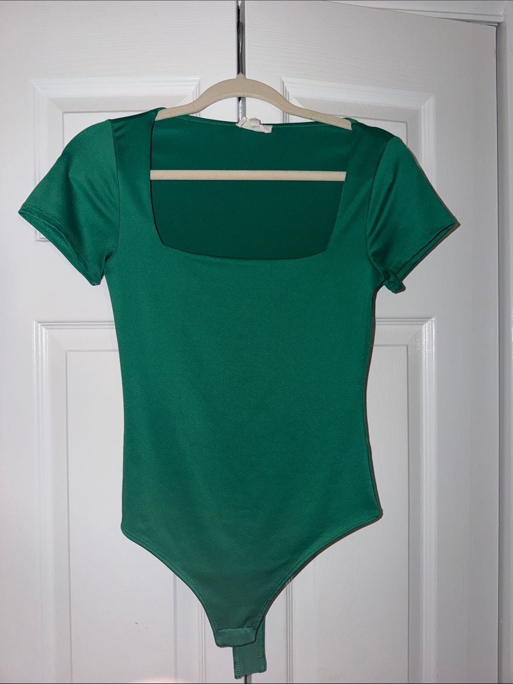 Square Neck Short Sleeve Bodysuit in Emerald Green